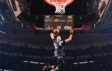 黑白直播官网-击剑小将姜鑫瑞，剑锋淬自信 赛场砺成长