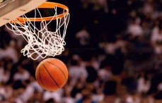 黑白直播官网-如果下季进最佳阵容 班凯罗新合同起薪4950万 最后一年6543万